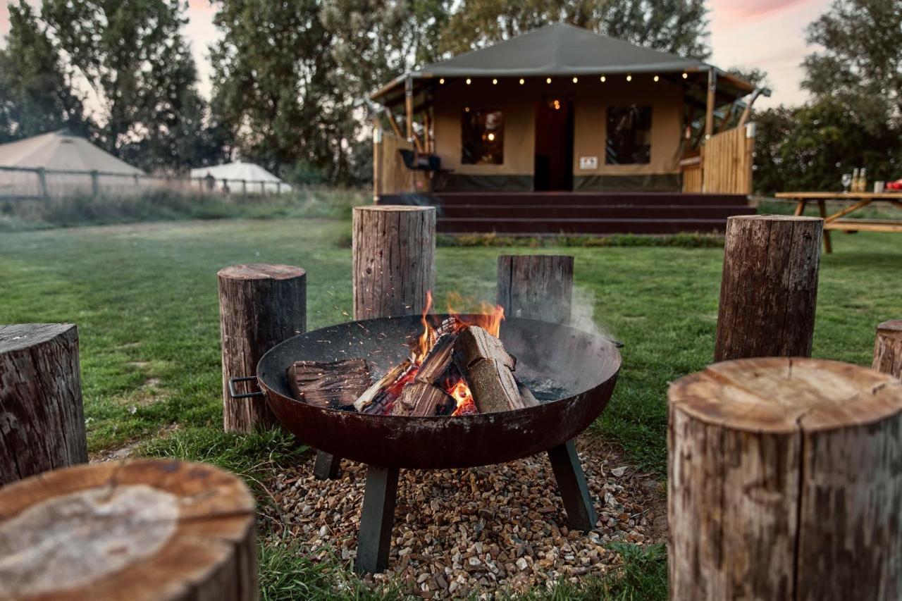 Horsley Hale Farm Glamping Hotel Ely Phòng bức ảnh