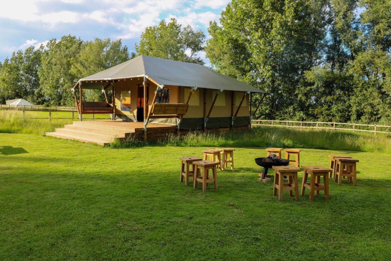 Horsley Hale Farm Glamping Hotel Ely Ngoại thất bức ảnh