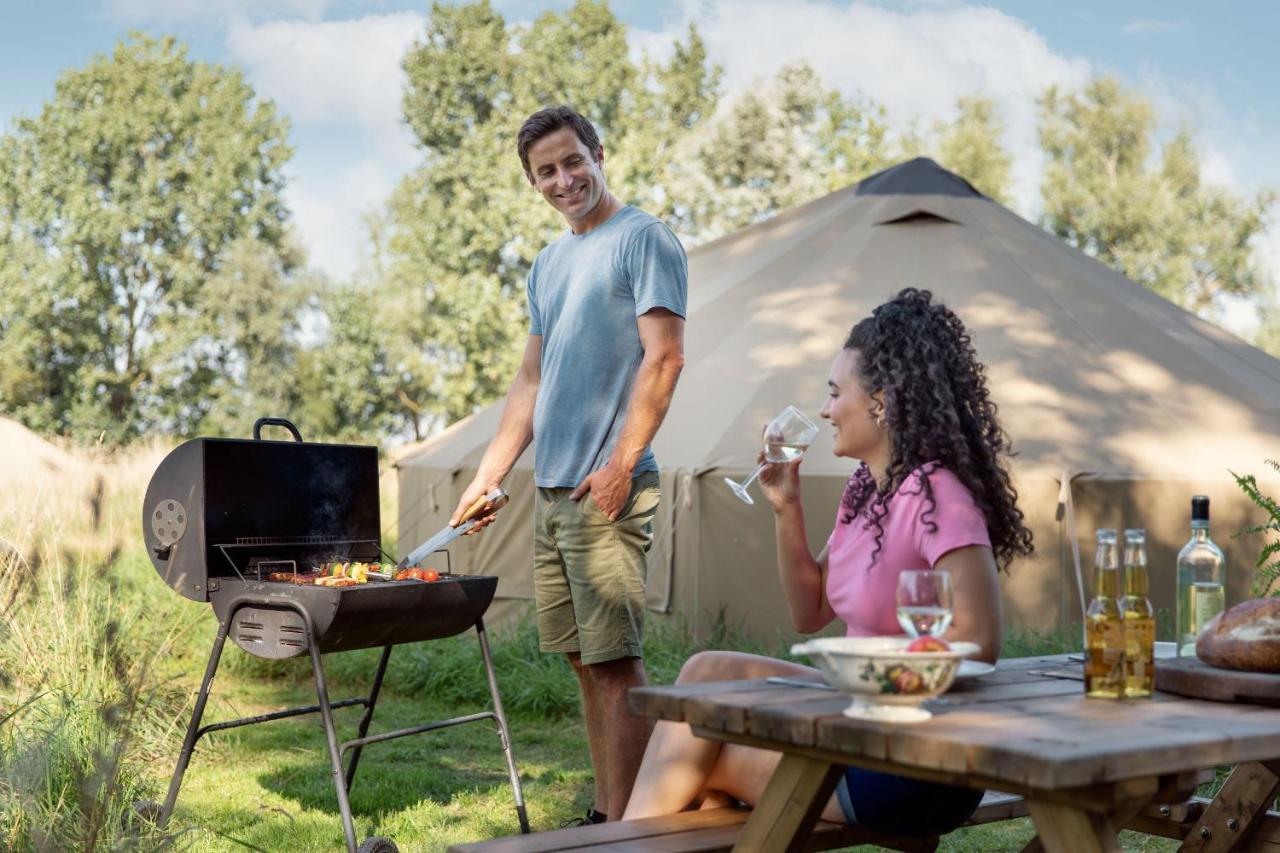 Horsley Hale Farm Glamping Hotel Ely Ngoại thất bức ảnh