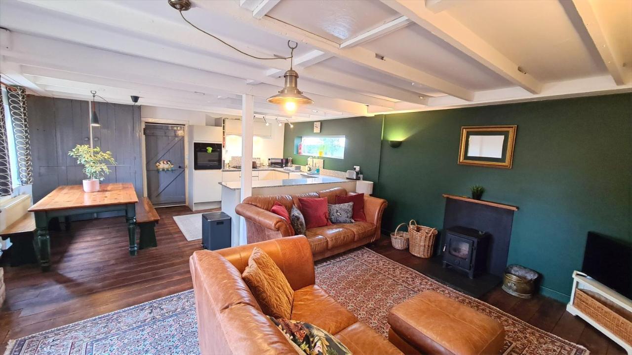 Horsley Hale Farm Glamping Hotel Ely Ngoại thất bức ảnh