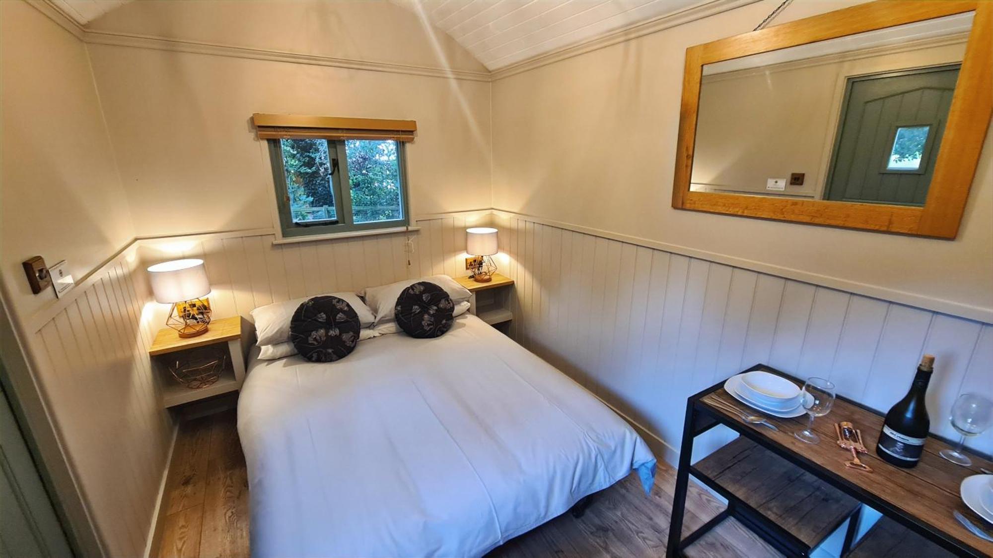 Horsley Hale Farm Glamping Hotel Ely Phòng bức ảnh