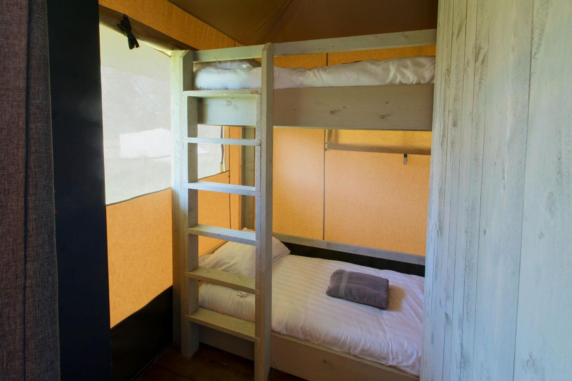 Horsley Hale Farm Glamping Hotel Ely Phòng bức ảnh