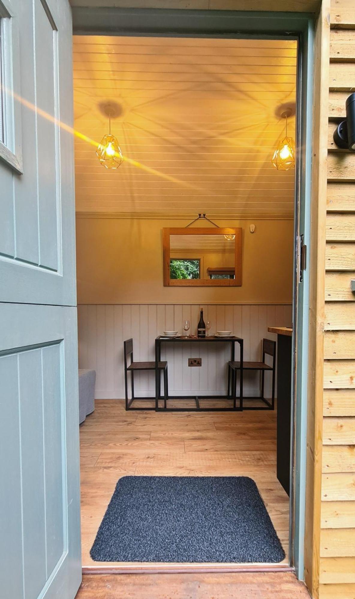 Horsley Hale Farm Glamping Hotel Ely Phòng bức ảnh